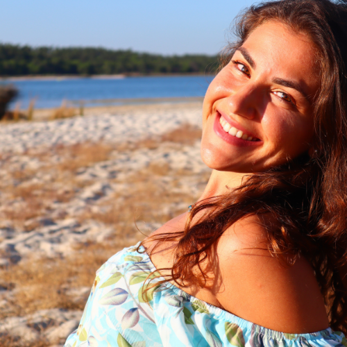<strong>Burcu S. | İzmir</strong>